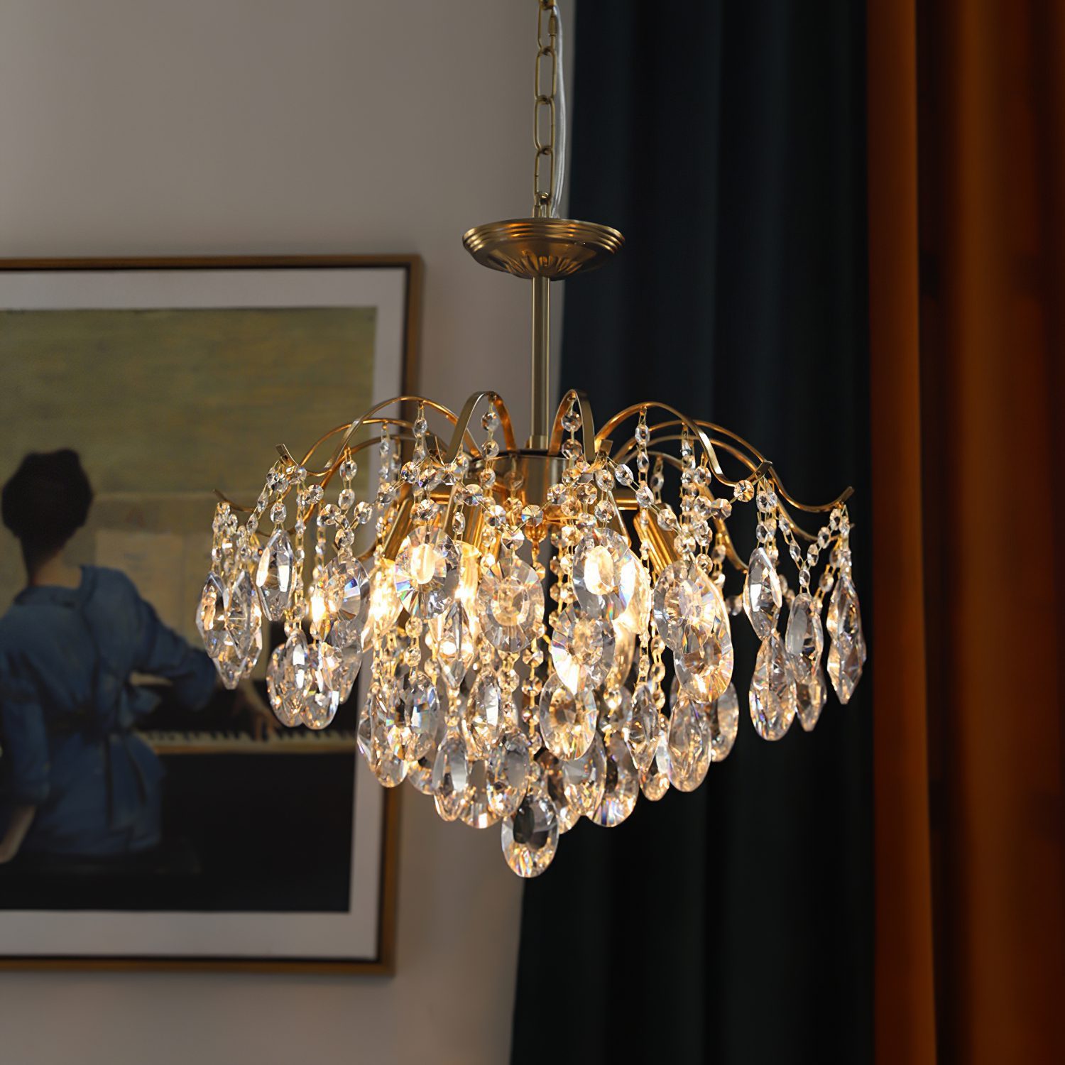 modern-wedge-shaped-gold-and-crystal-pendant-light-for-dining-room-and-living-room