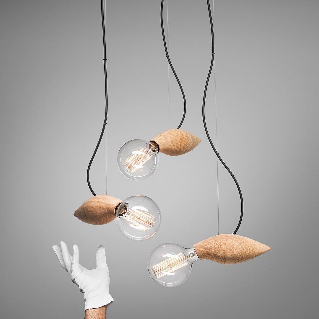 natural-wood-pine-cone-pendant-light-mid-century-modern-hanging-ceiling-lamp