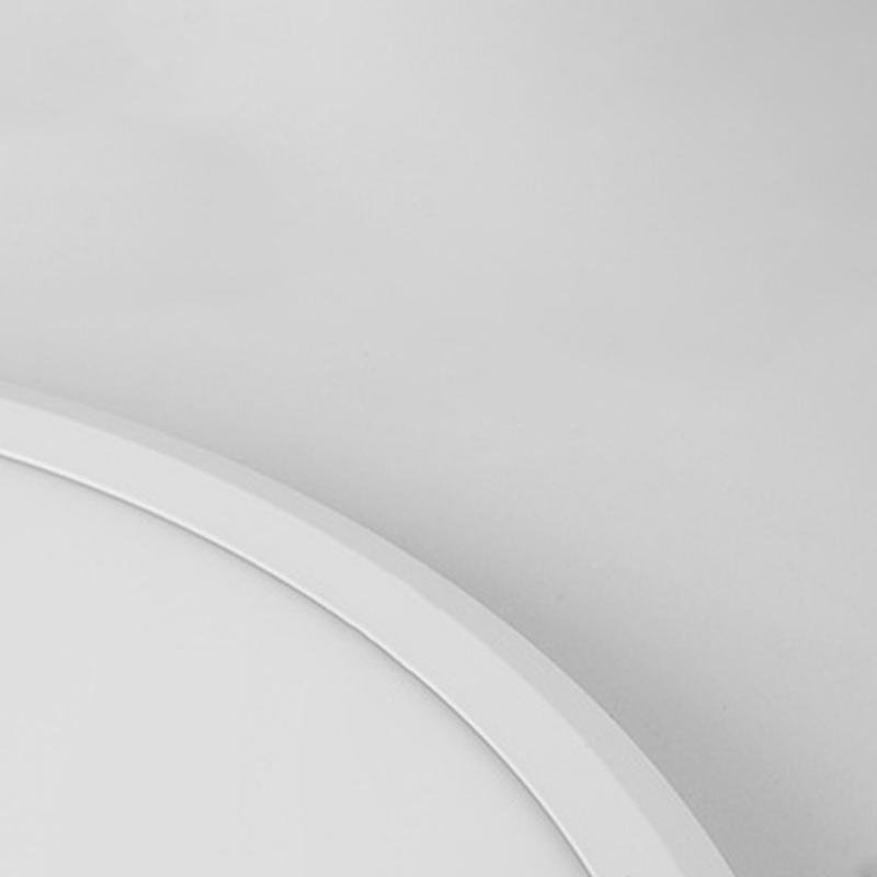Modern Black Round LED Flush Mount Ceiling Light for Minimalist Kitchen and Dining Room Decor