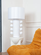 Contemporary Geometric Table Lamp with Spherical Base Accents for Modern Bedroom Decor