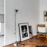 Modern Industrial Adjustable LED Floor Lamp with Telescopic Stem for Living Room Lighting