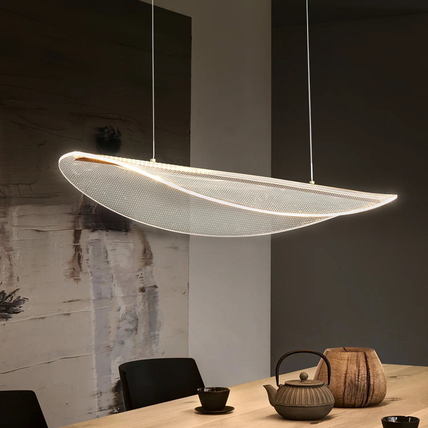 modern-gold-acrylic-leaf-led-pendant-light-for-dining-room-and-kitchen-island