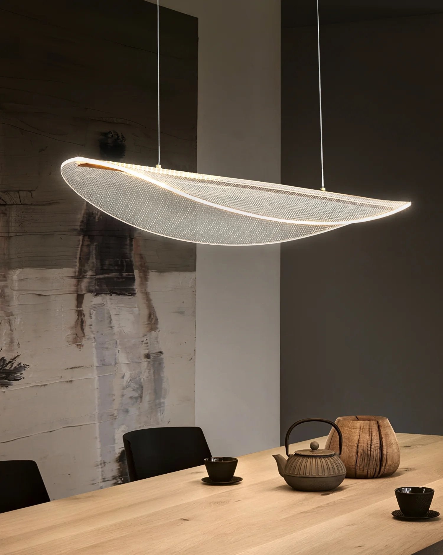 modern-gold-acrylic-leaf-led-pendant-light-for-dining-room-and-kitchen-island