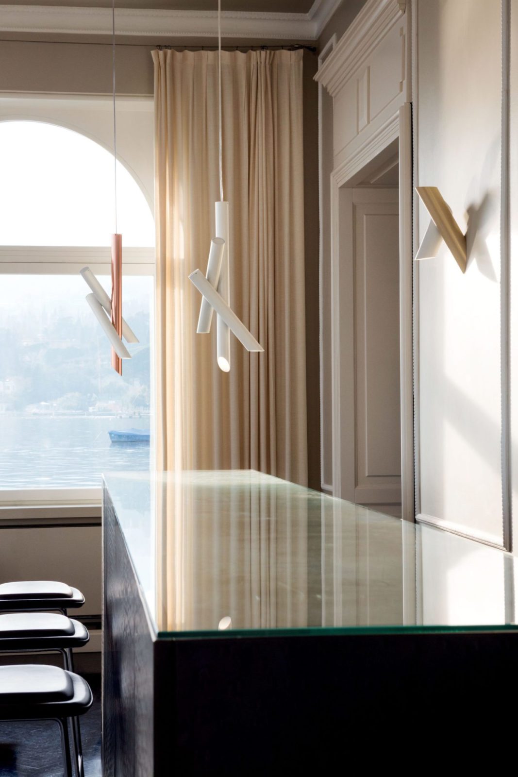 modern-rotatable-tubular-ceiling-light-adjustable-aluminum-minimalist-pendant-lamp