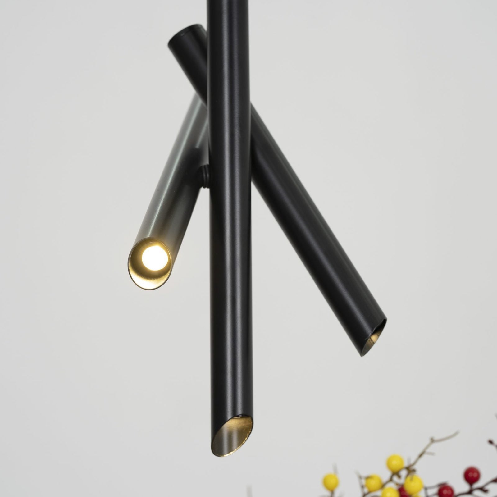 modern-aluminum-tubular-led-pendant-light-adjustable-minimalist-suspension-lamp