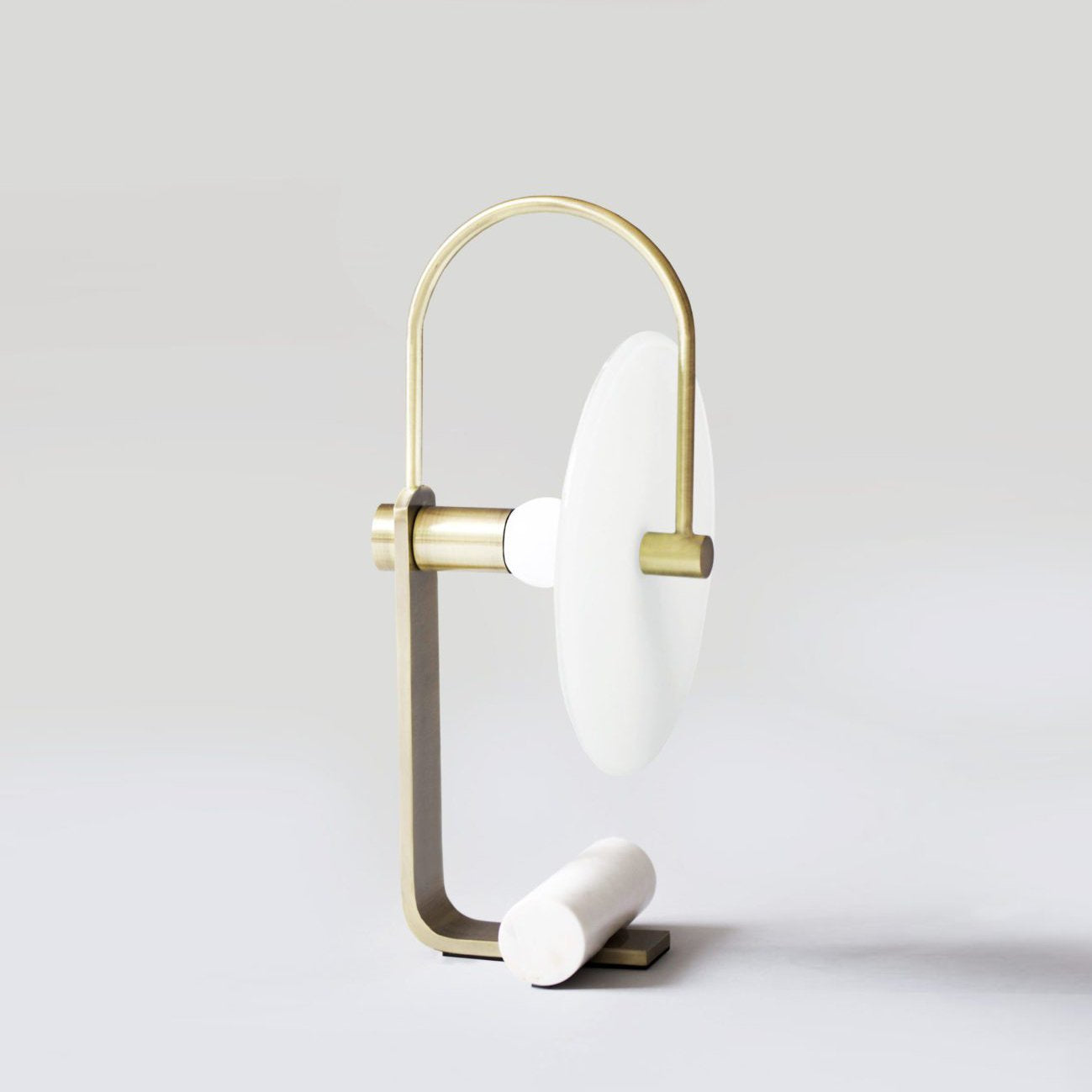 modern-universe-copper-marble-desk-lamp-with-arched-arm-and-frosted-glass-disc-diffuser