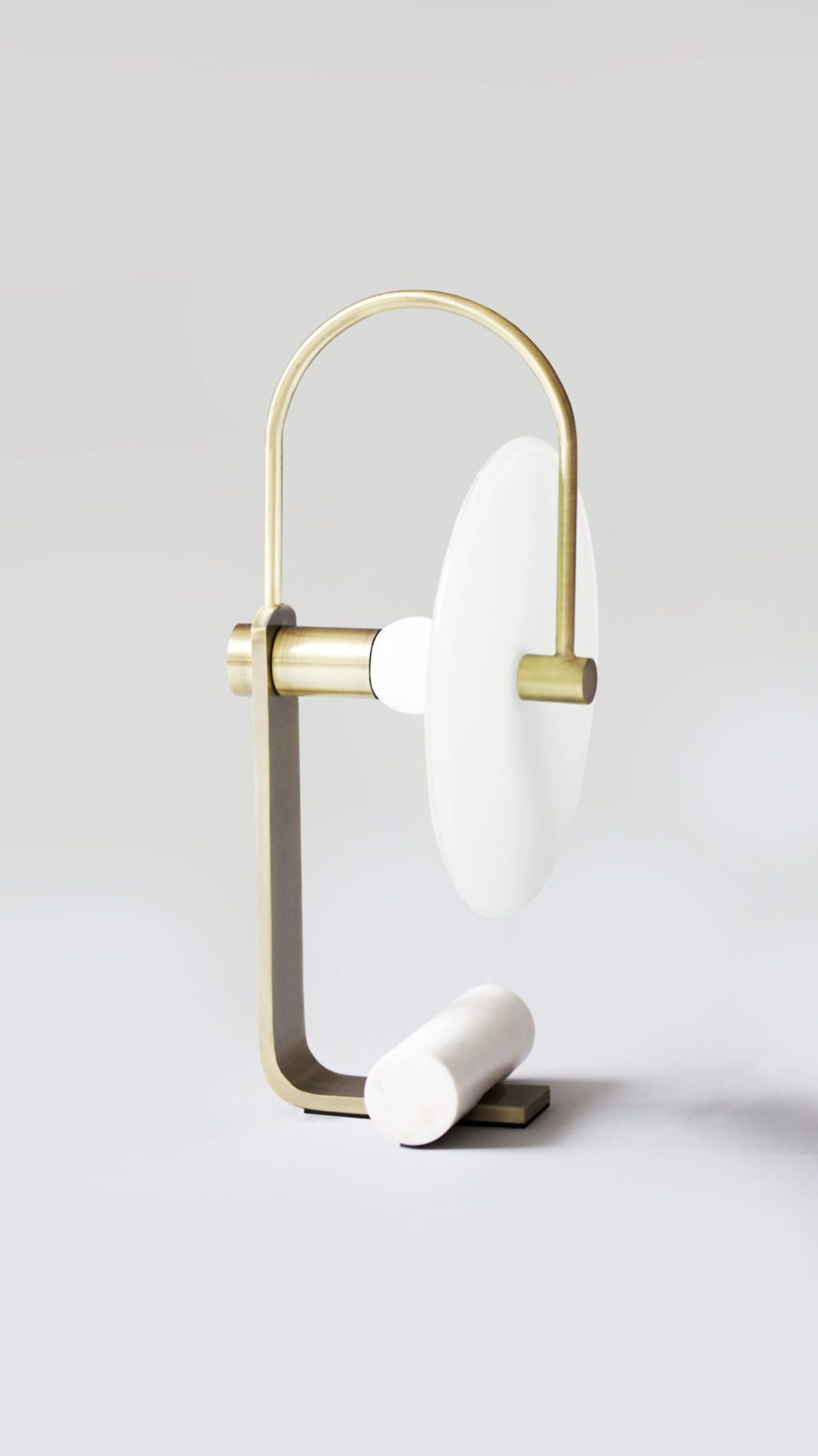 modern-universe-copper-marble-desk-lamp-with-arched-arm-and-frosted-glass-disc-diffuser