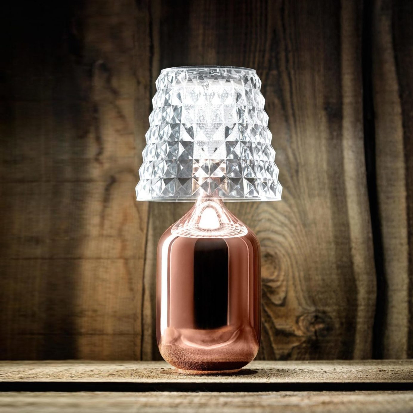 modern-prismatic-glass-table-lamp-with-studded-accents-and-metal-base-for-living-room