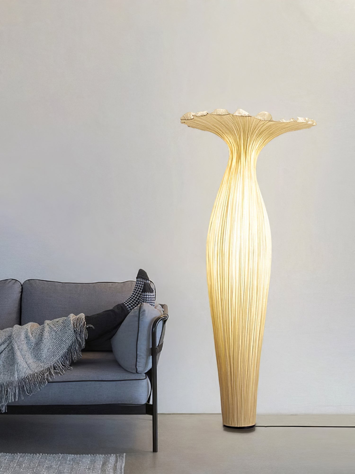 Modern Fabric Vase Floor Lamp with Integrated LED for Living Room Decor