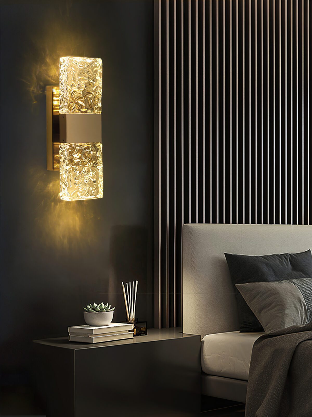 modern-gold-ice-glass-wall-sconce-luxury-textured-glass-led-vanity-light