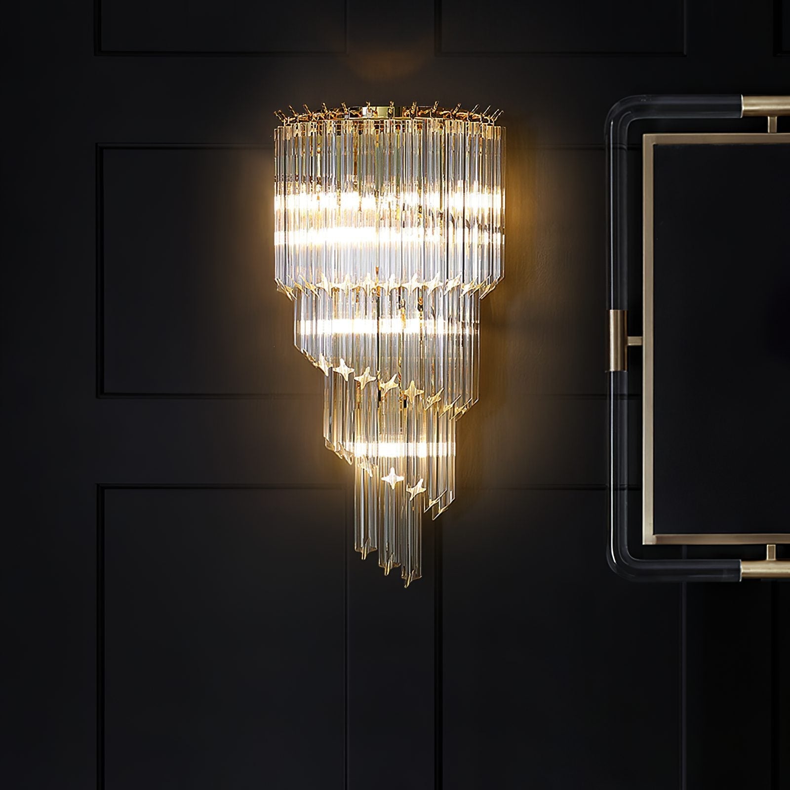 elegant-venetian-glass-rod-wall-light-gold-tapered-crystal-sconce