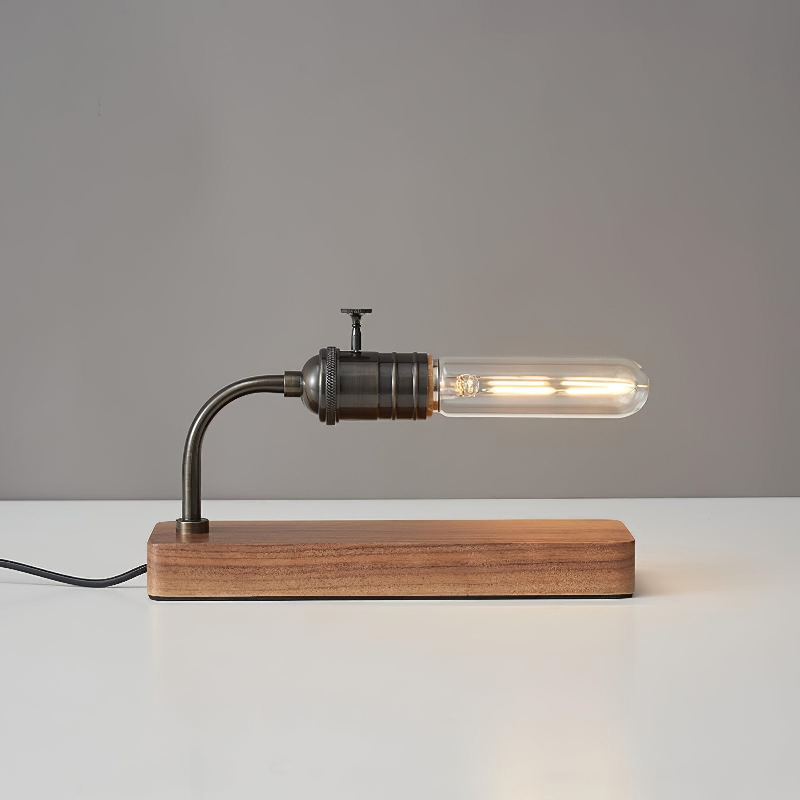 antique-brass-and-walnut-wood-vintage-banker-table-lamp-for-home-office-desk