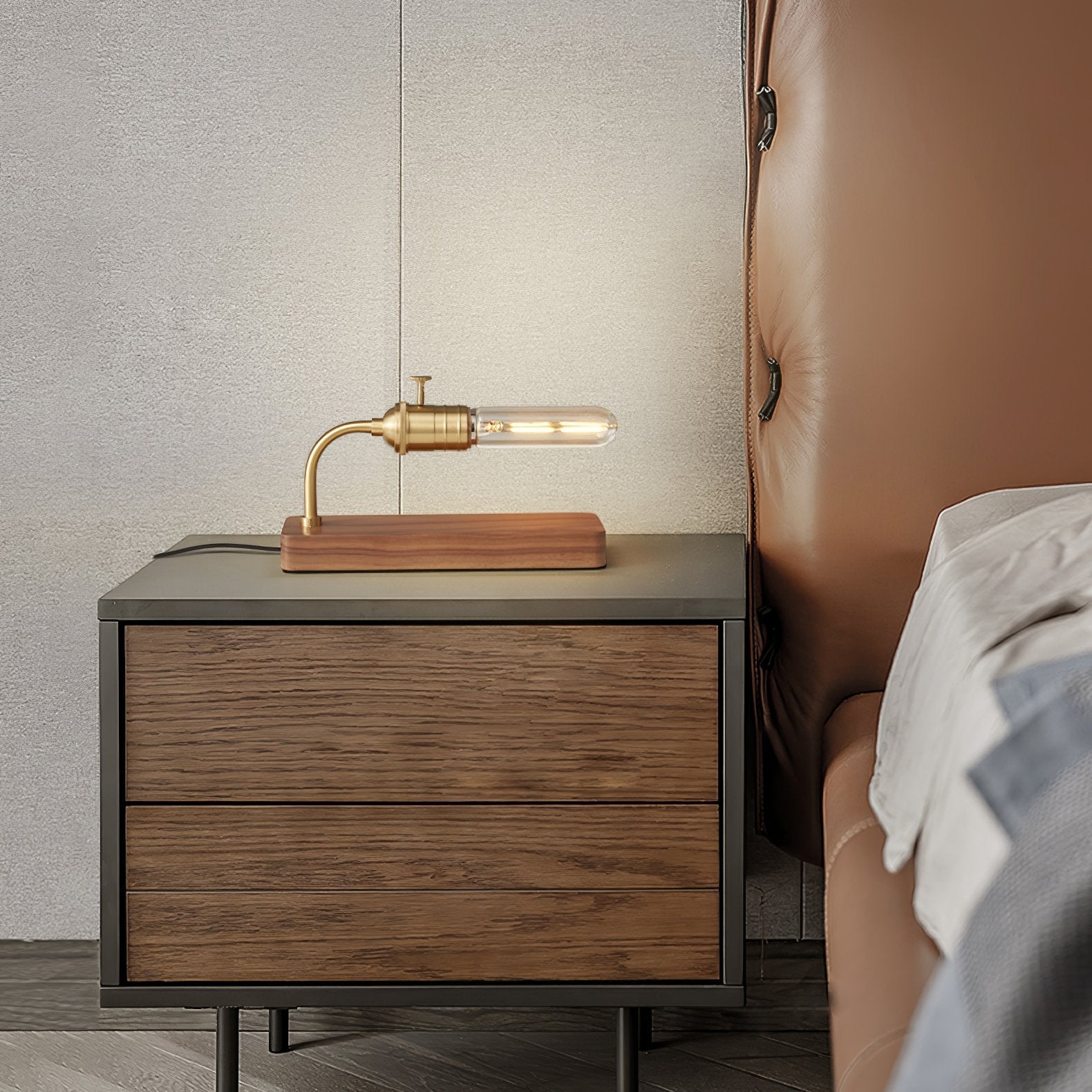 antique-brass-and-walnut-wood-vintage-banker-table-lamp-for-home-office-desk