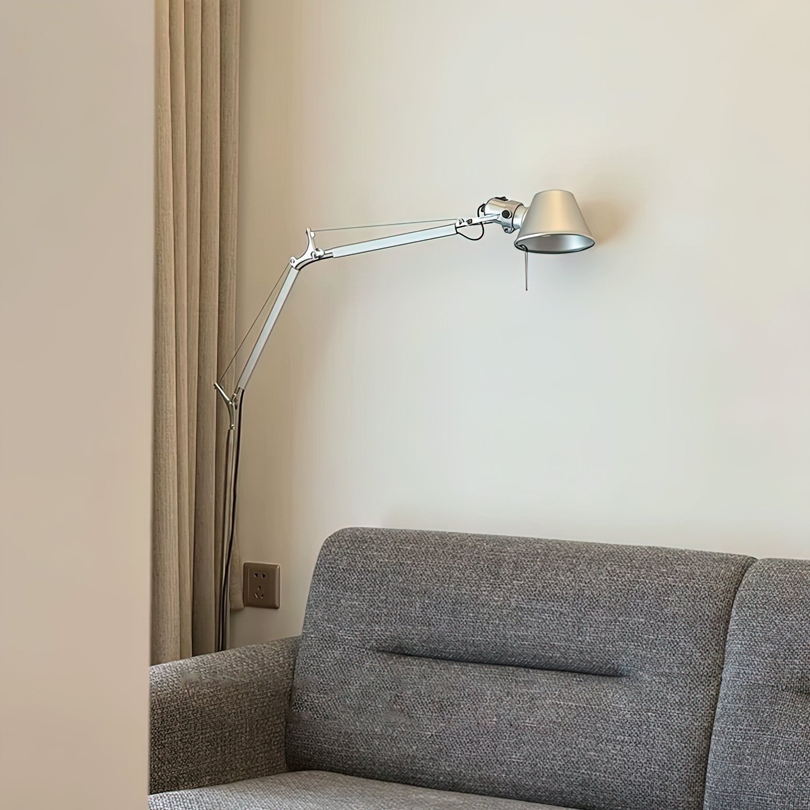 minimalist-silver-metal-floor-lamp-adjustable-standing-light-for-modern-living-room