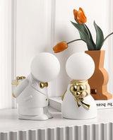 Elegant Baroque Resin Table Lamp for Weddings and Events Decorative LED USB Desk Light