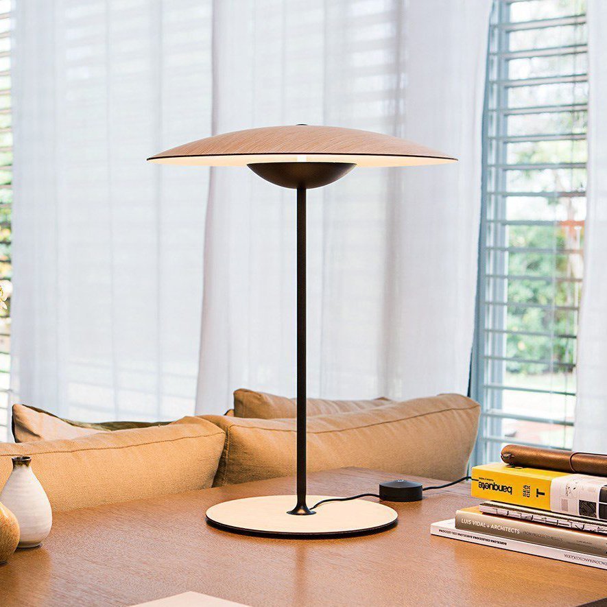 modern-wilbur-led-table-lamp-with-woodgrain-finish-for-bedside-and-living-room-decor