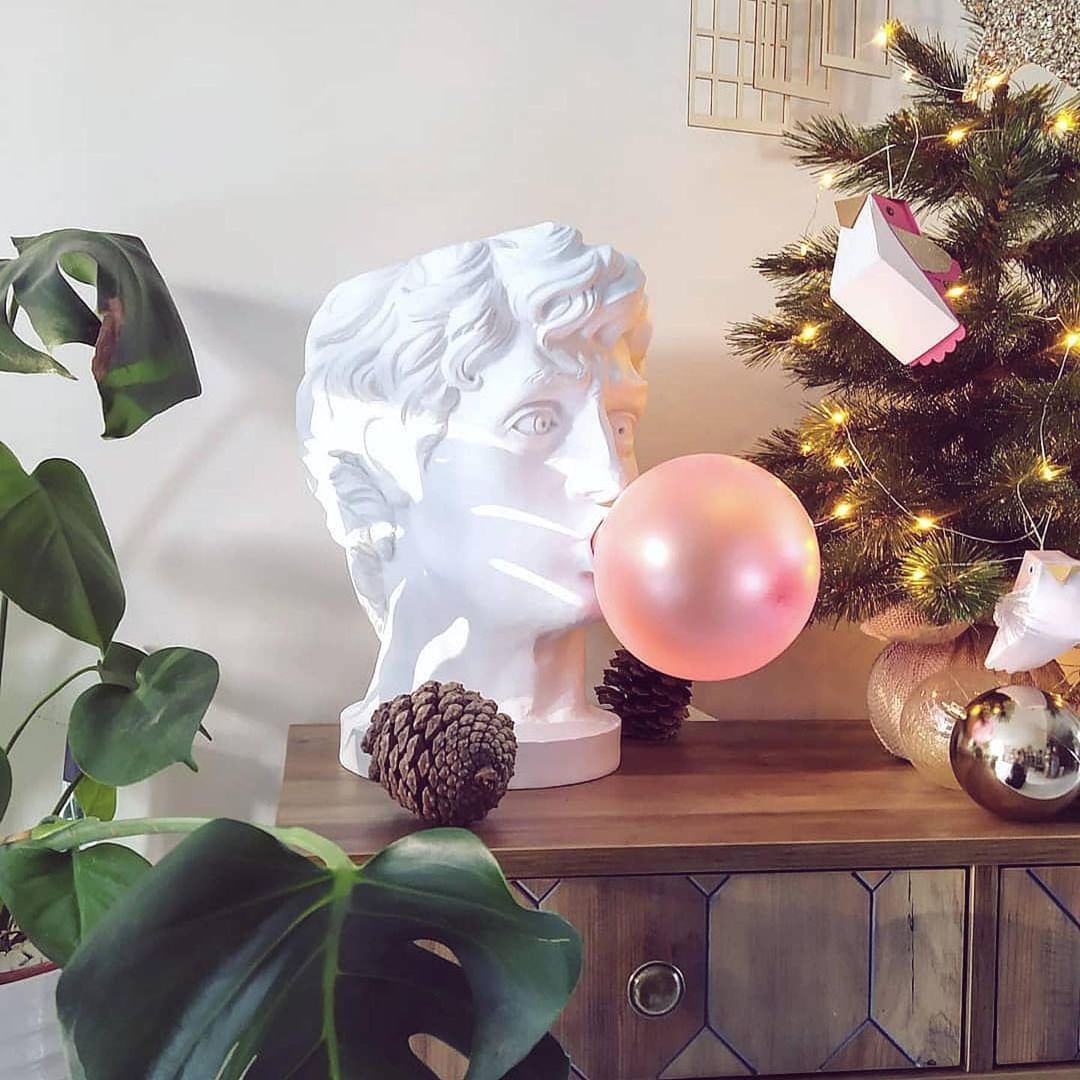 Sculptural Resin Portrait Bust Table Lamp with Pink Glass Bubble Gum Shade for Modern Interiors