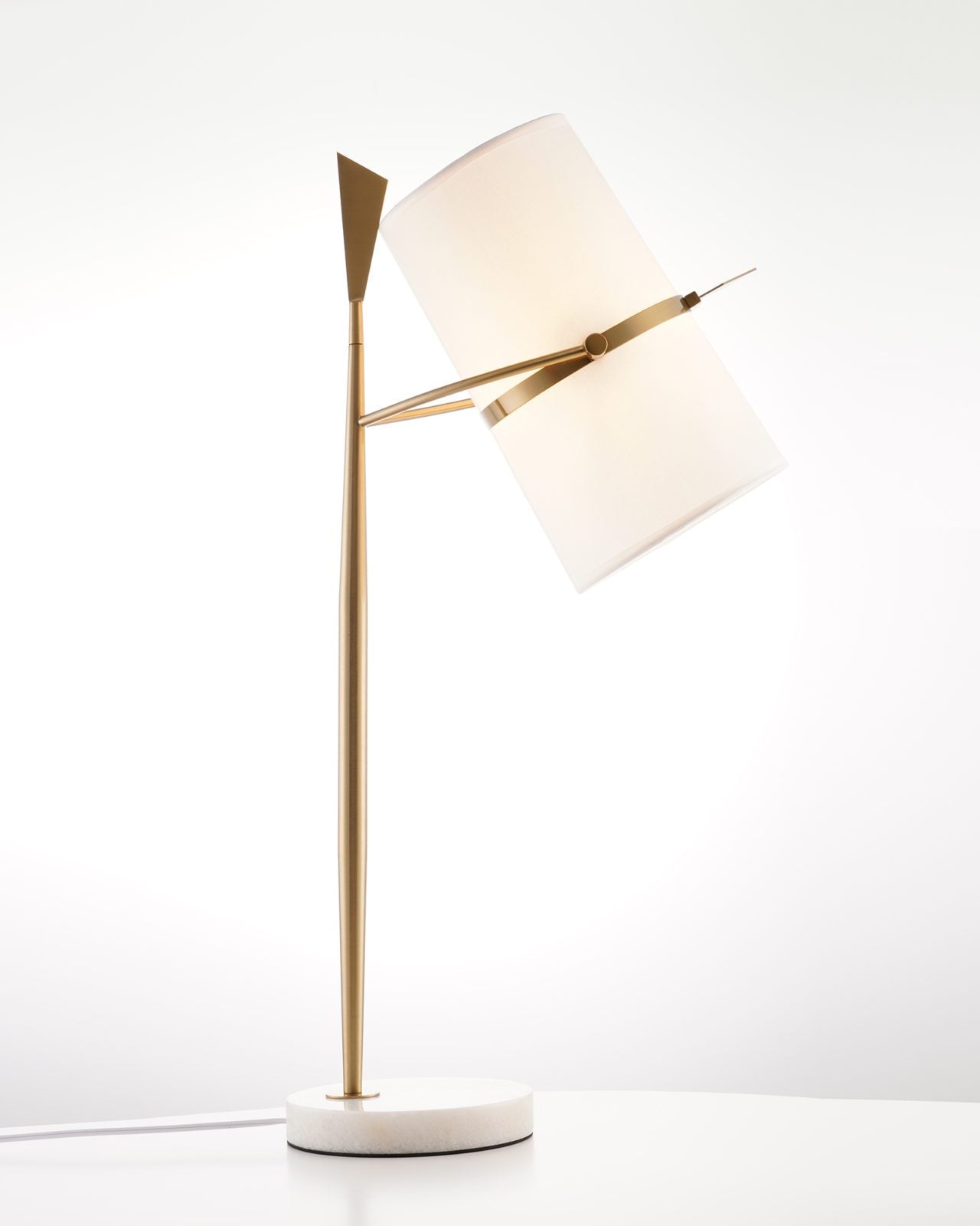 yasmin-antique-black-and-brass-table-lamp-with-linen-shade-for-bedside-desks