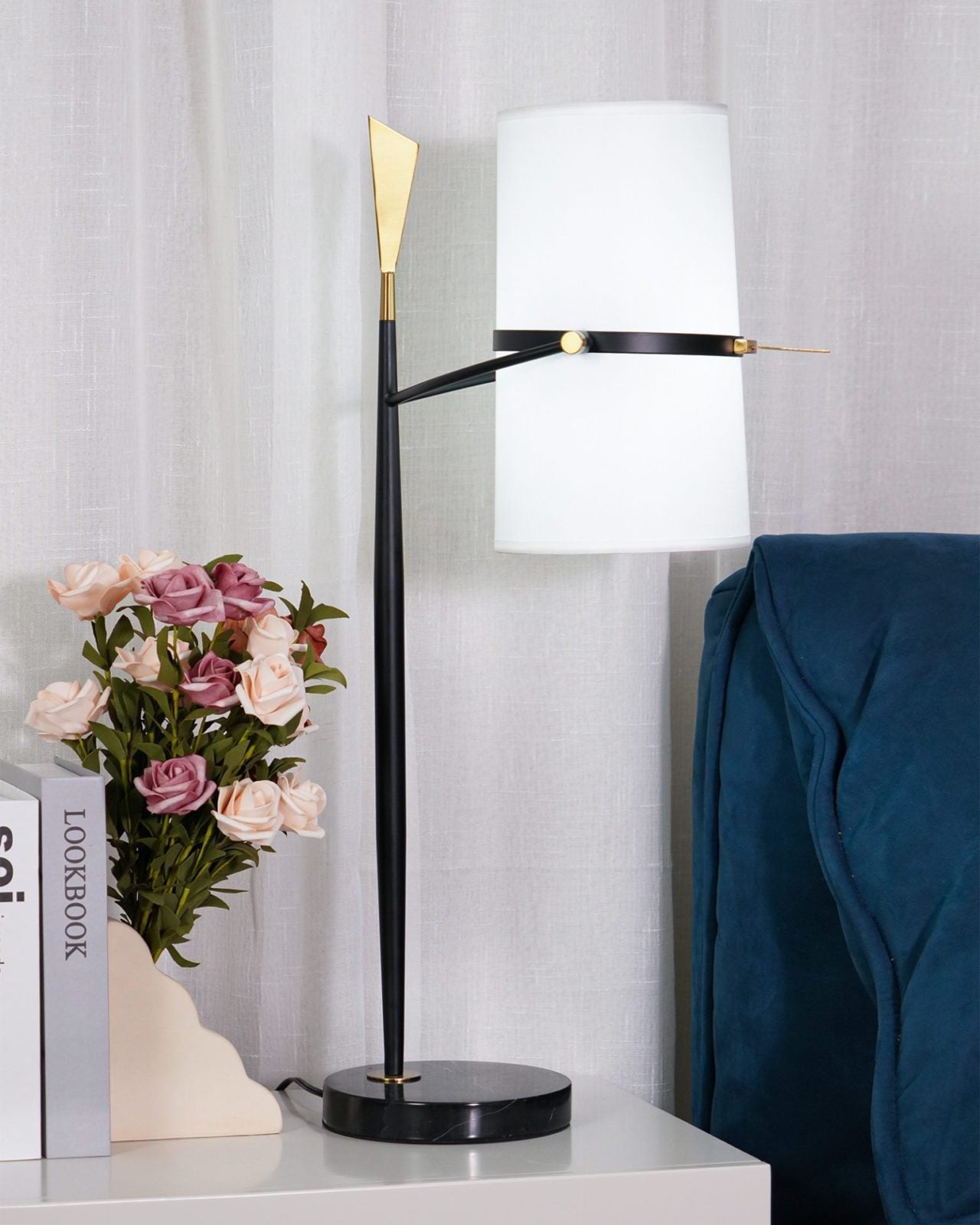 yasmin-antique-black-and-brass-table-lamp-with-linen-shade-for-bedside-desks