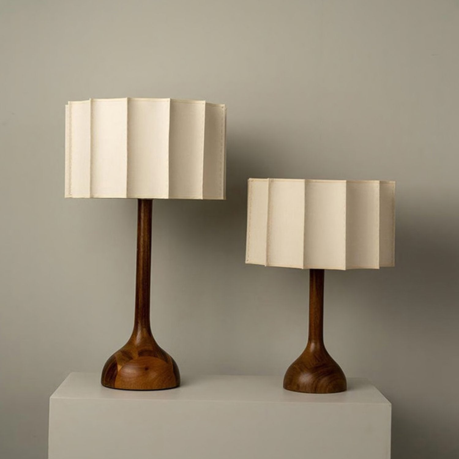 modern-japanese-style-solid-wood-table-lamp-with-fabric-shade-for-bedroom-and-living-room