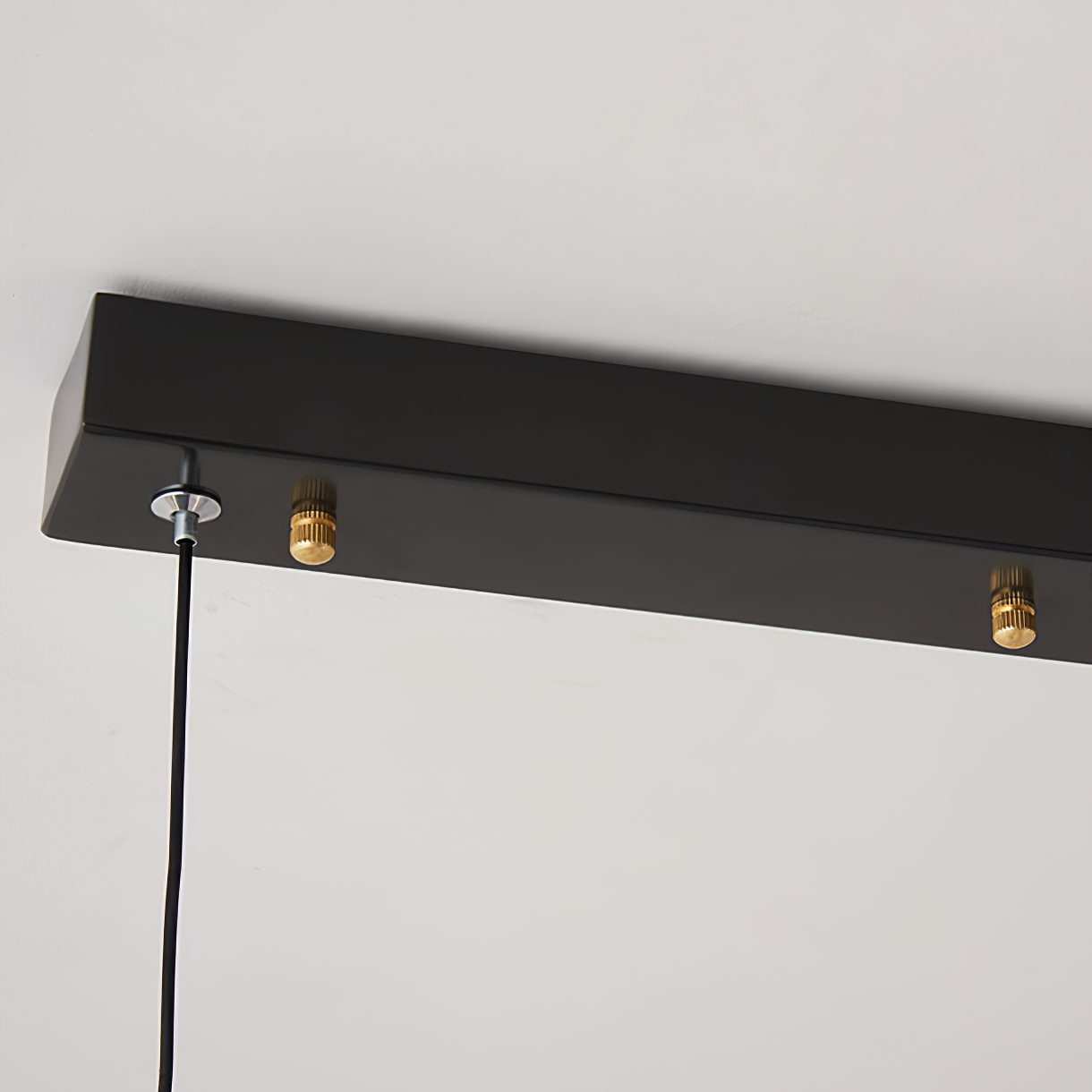 modern-led-round-chandelier-minimalist-black-circle-pendant-light-three-color-lighting