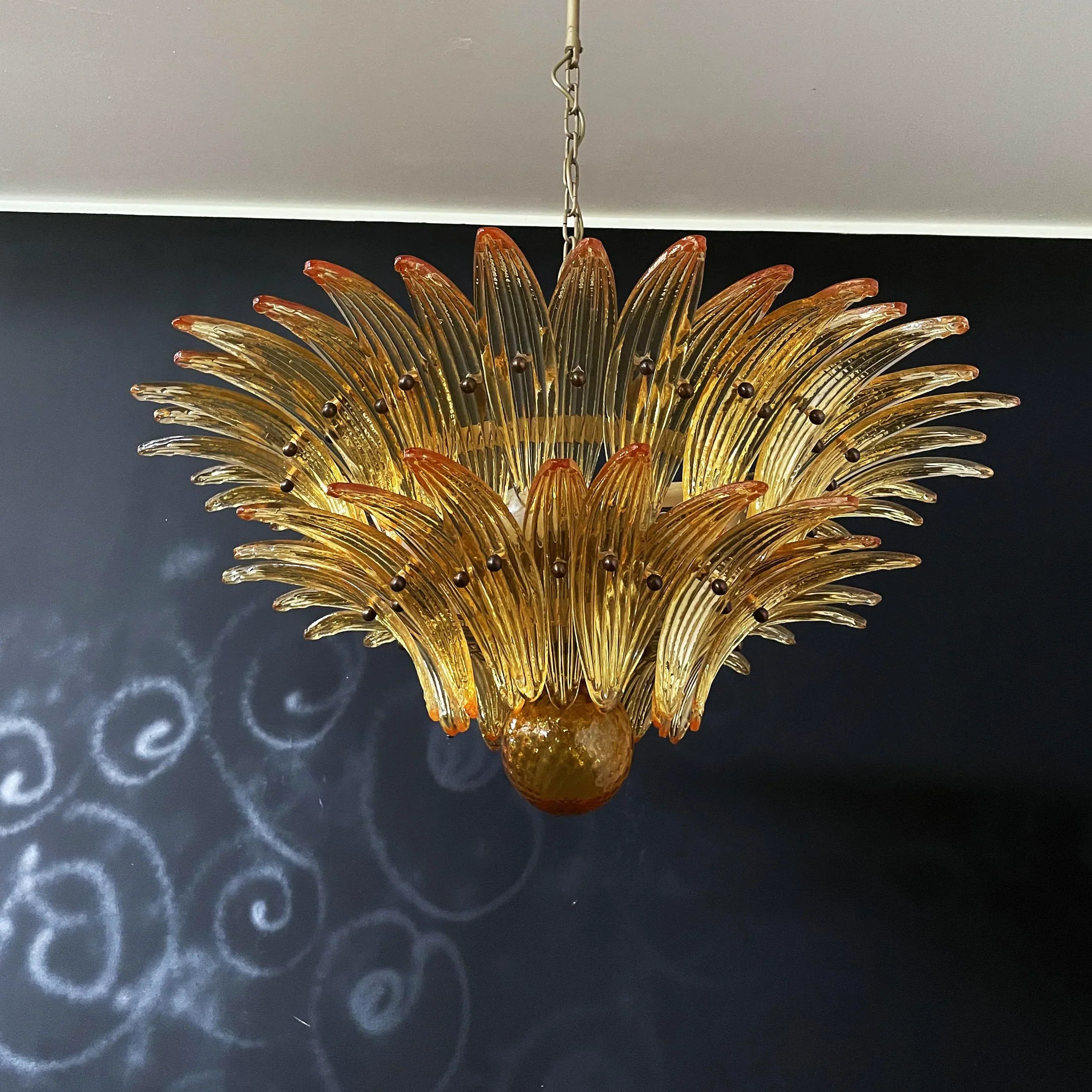 amber-murano-glass-palmette-chandelier-luxury-handmade-58-piece-glass-pendant-lighting-fixture
