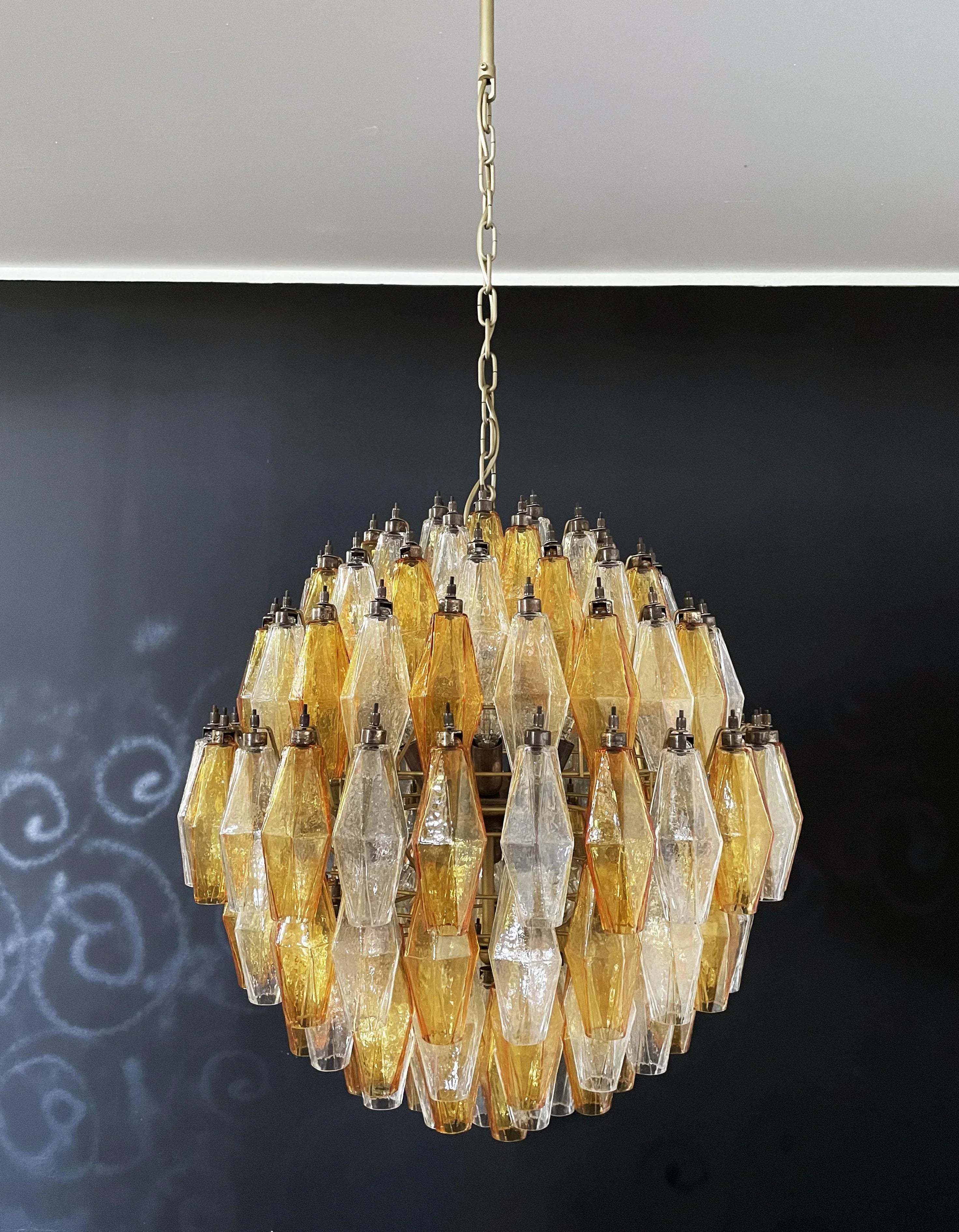 amber-poliedri-murano-glass-sphere-chandelier-with-gold-or-chrome-finish