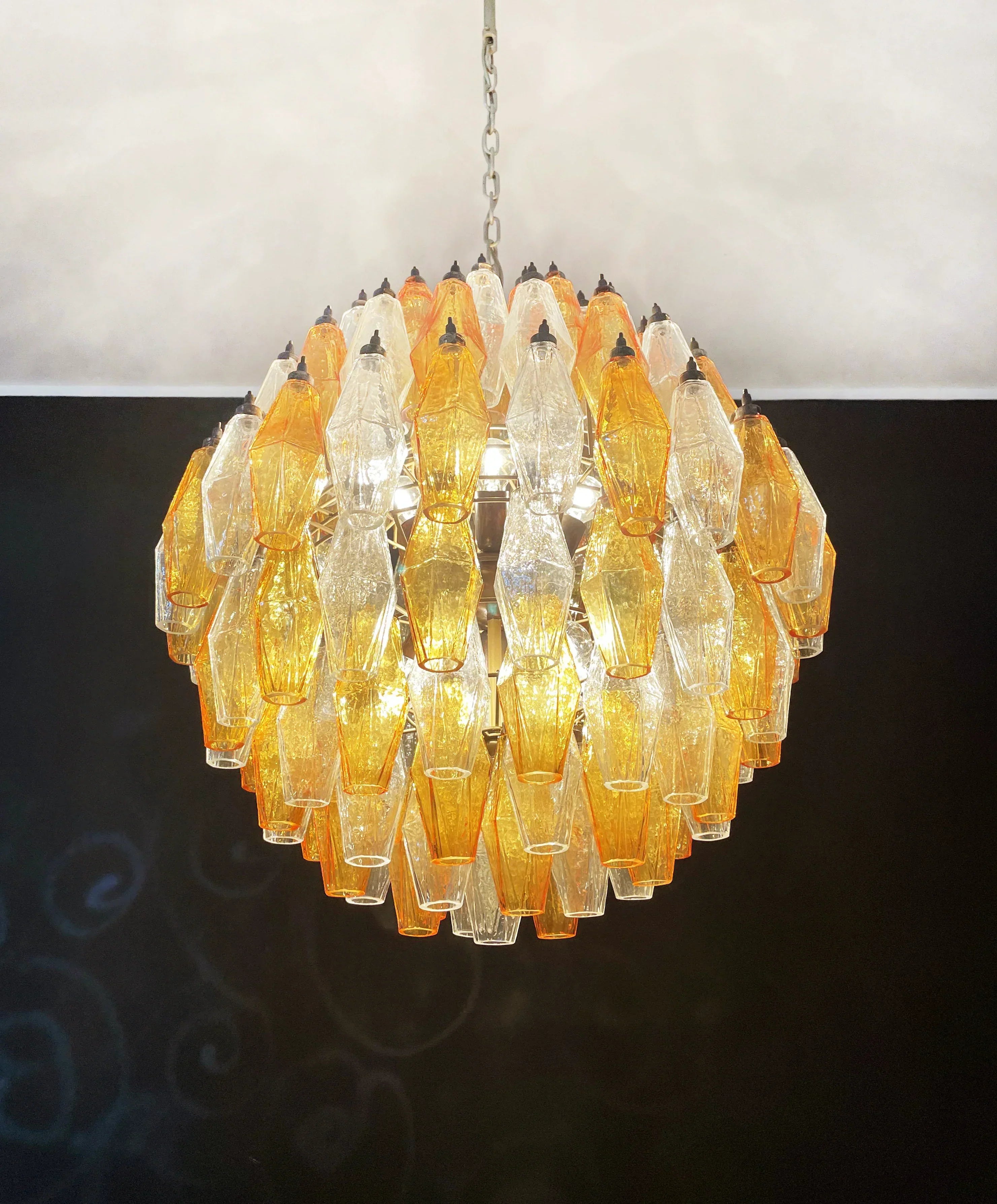 amber-poliedri-murano-glass-sphere-chandelier-with-gold-or-chrome-finish