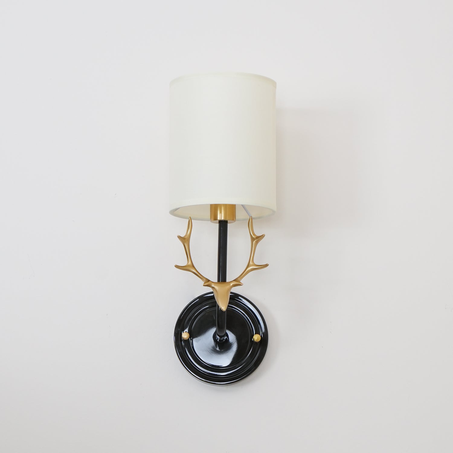 Antique Brass Deer Head Wall Sconce with Linen Shade Elegant Indoor Animal Wall Lighting