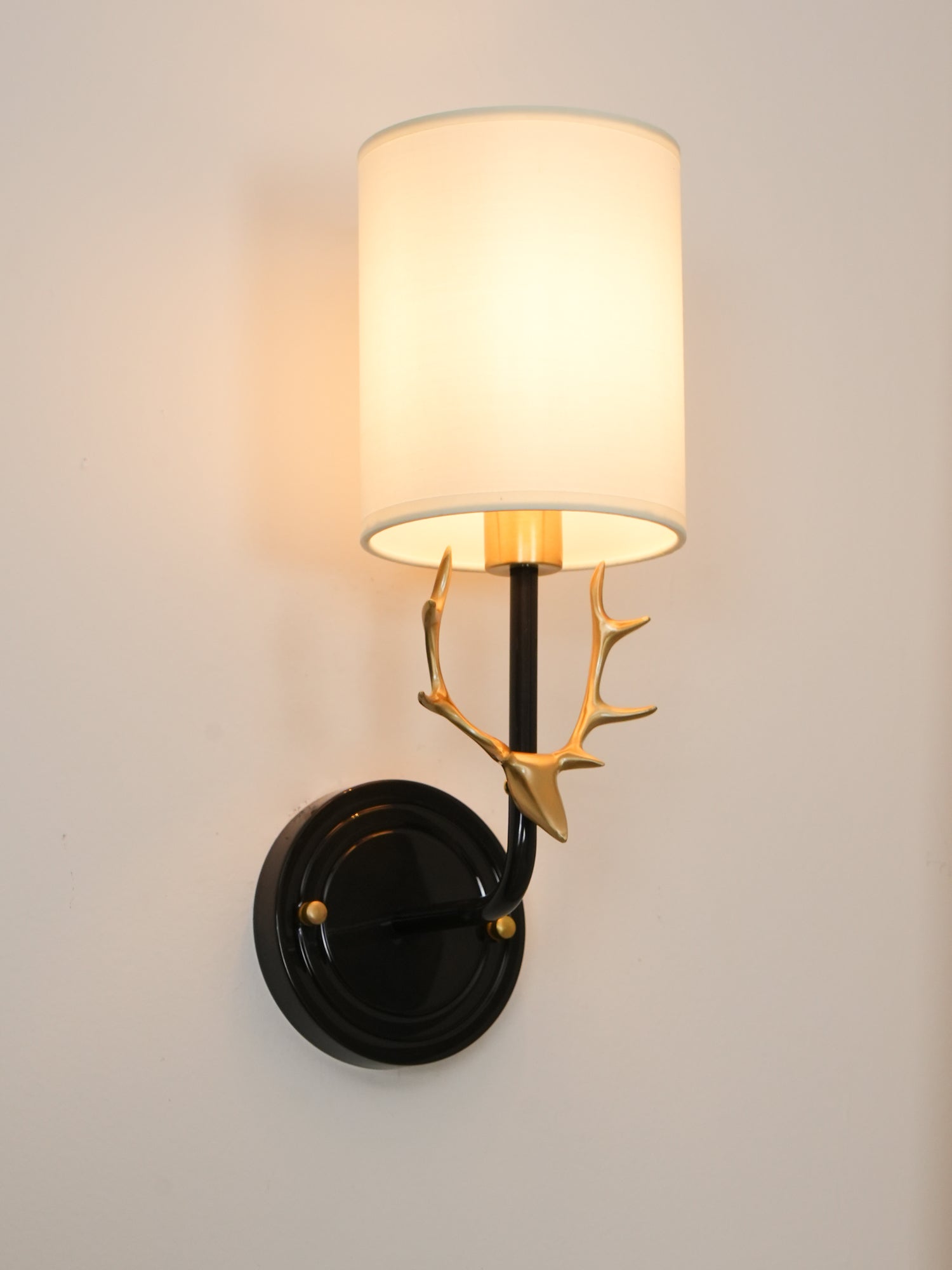 Antique Brass Deer Head Wall Sconce with Linen Shade Elegant Indoor Animal Wall Lighting
