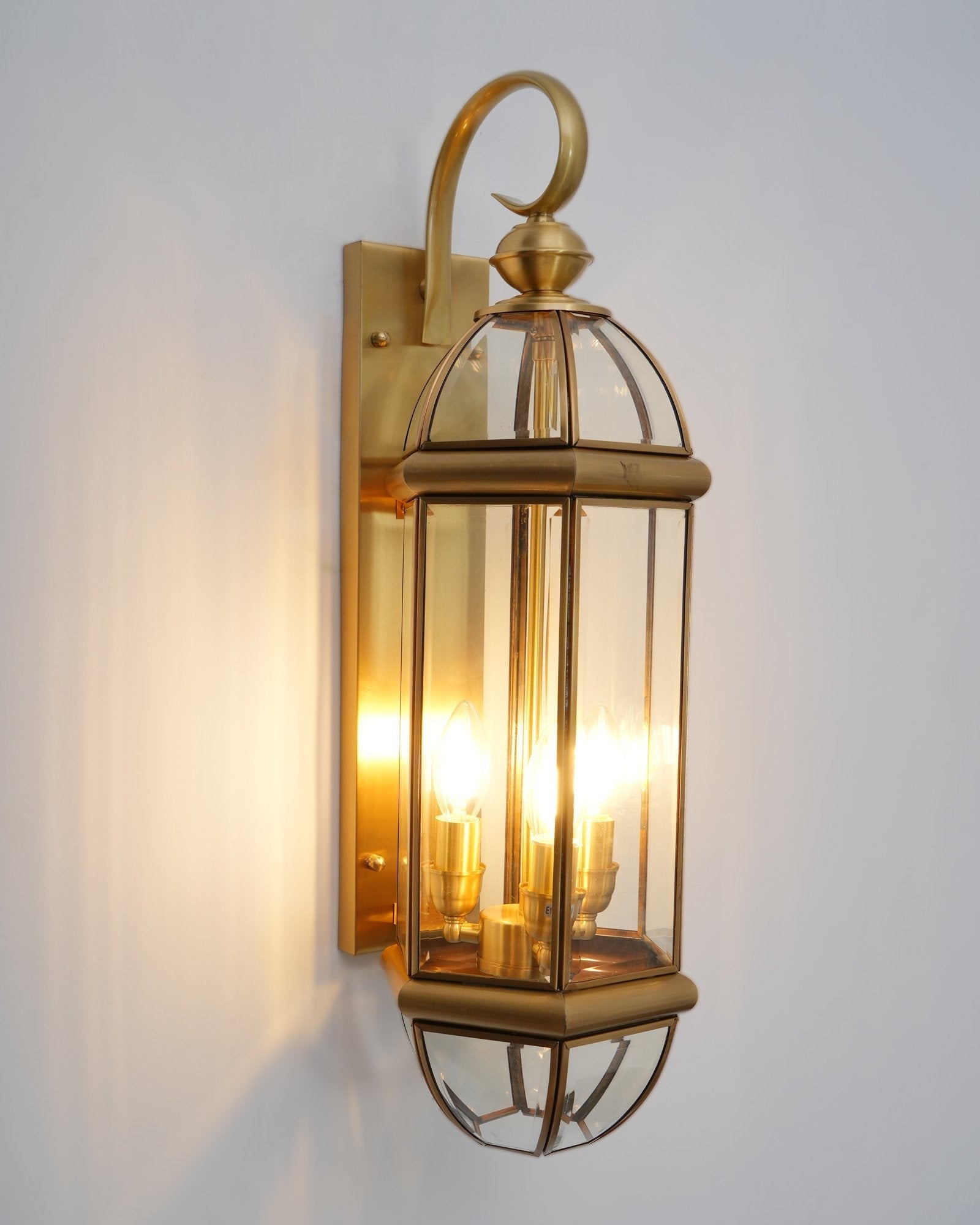 antique-style-brass-outdoor-wall-light-waterproof-exterior-sconce-with-clear-glass