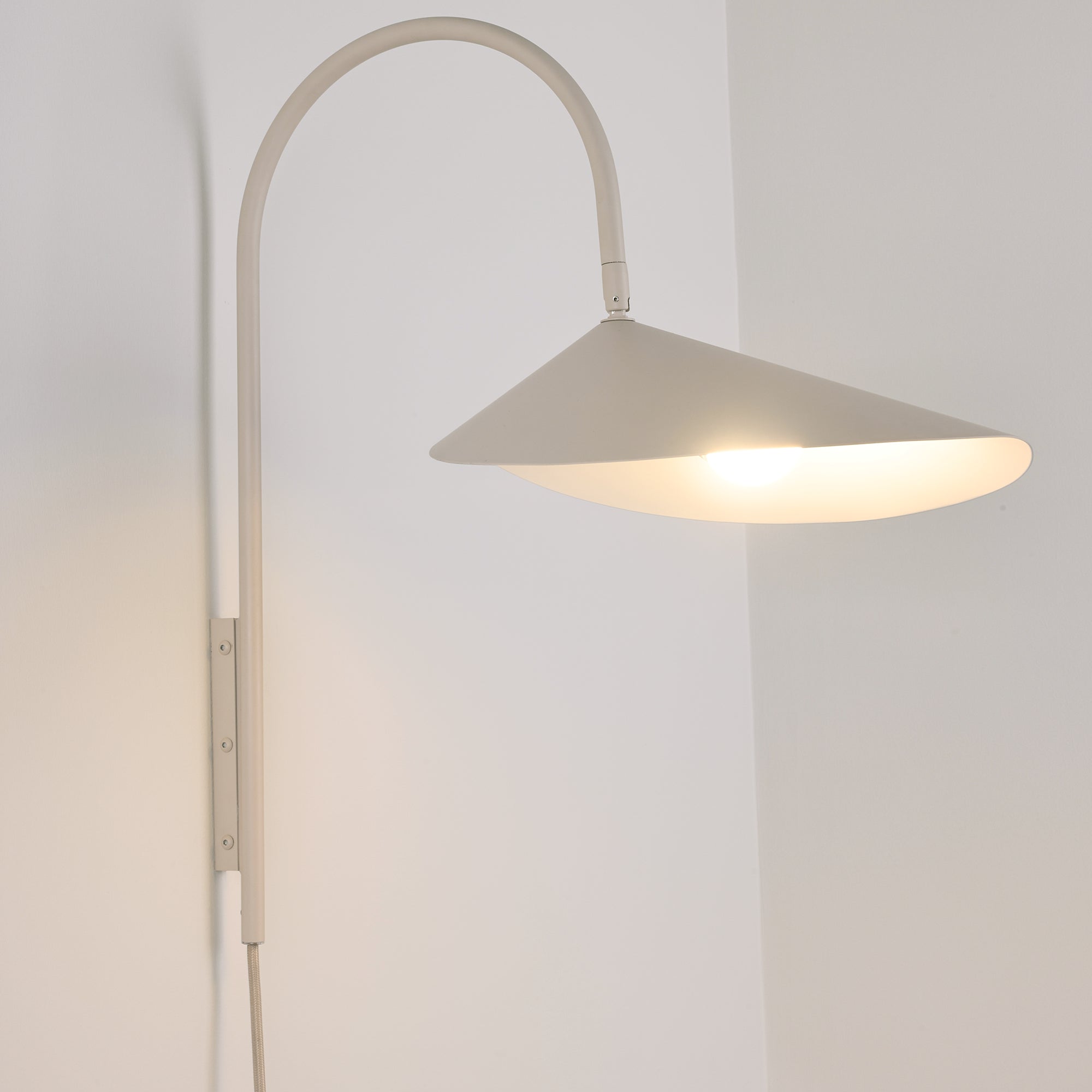 Arum Swivel Bracket Wall Lamp with Adjustable Curved Shade for Modern Interiors