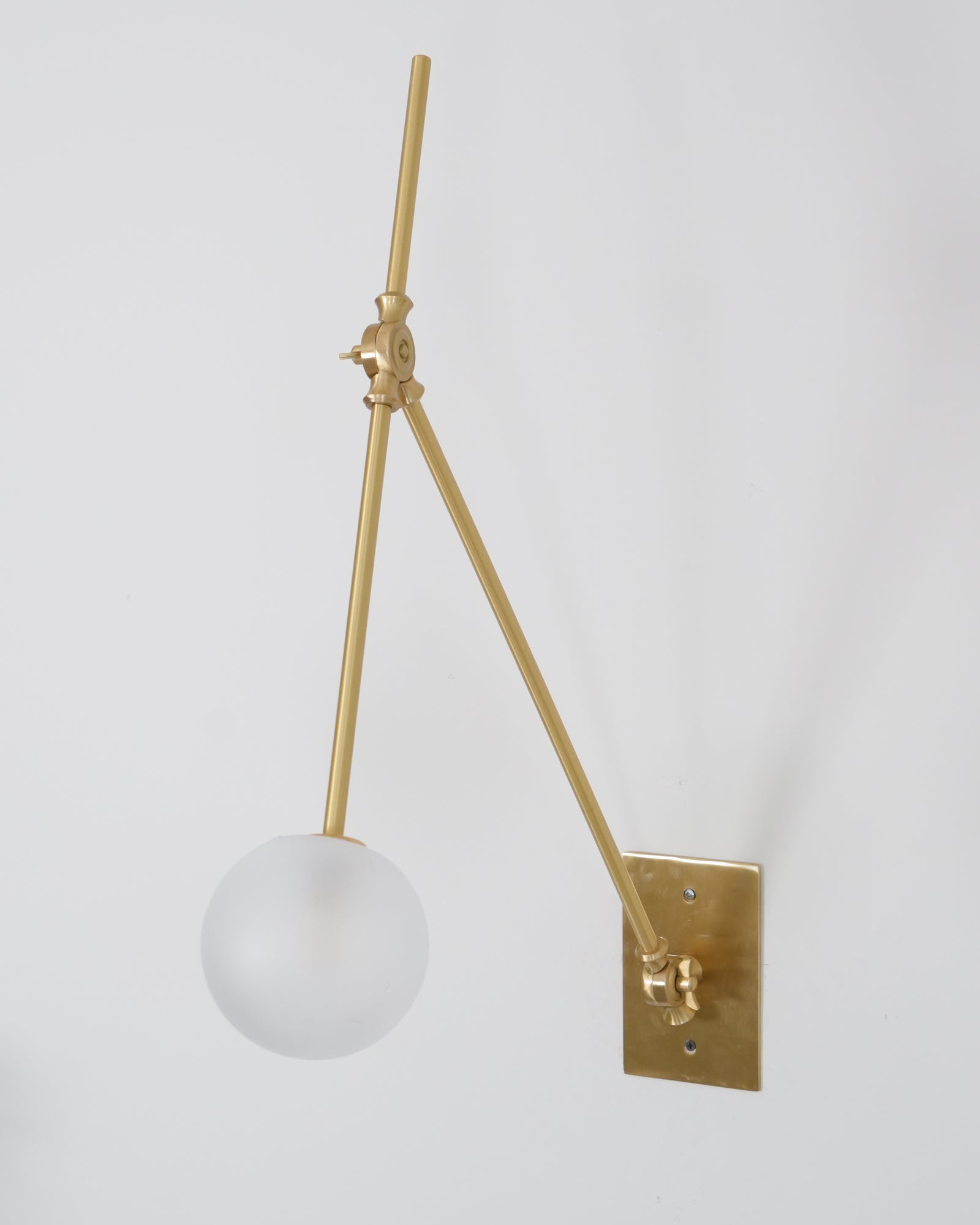 Auguri Adjustable Articulating Joint Wall Sconce Modern Indoor Brass Wall Lamp