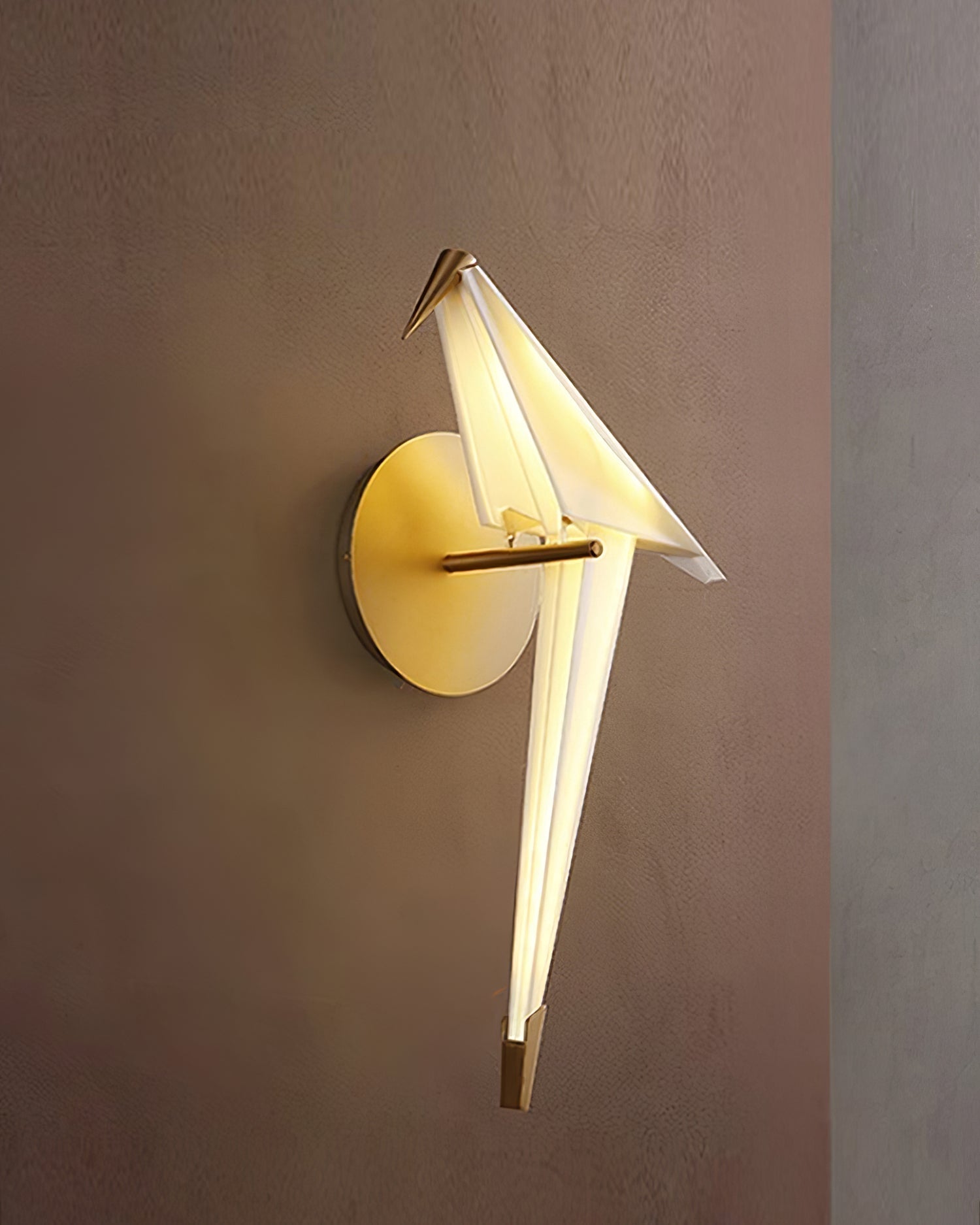 Avian Inspired Modern LED Bird Wall Sconce Adjustable Gold Finish Sconce Set for Living Room and Bedroom