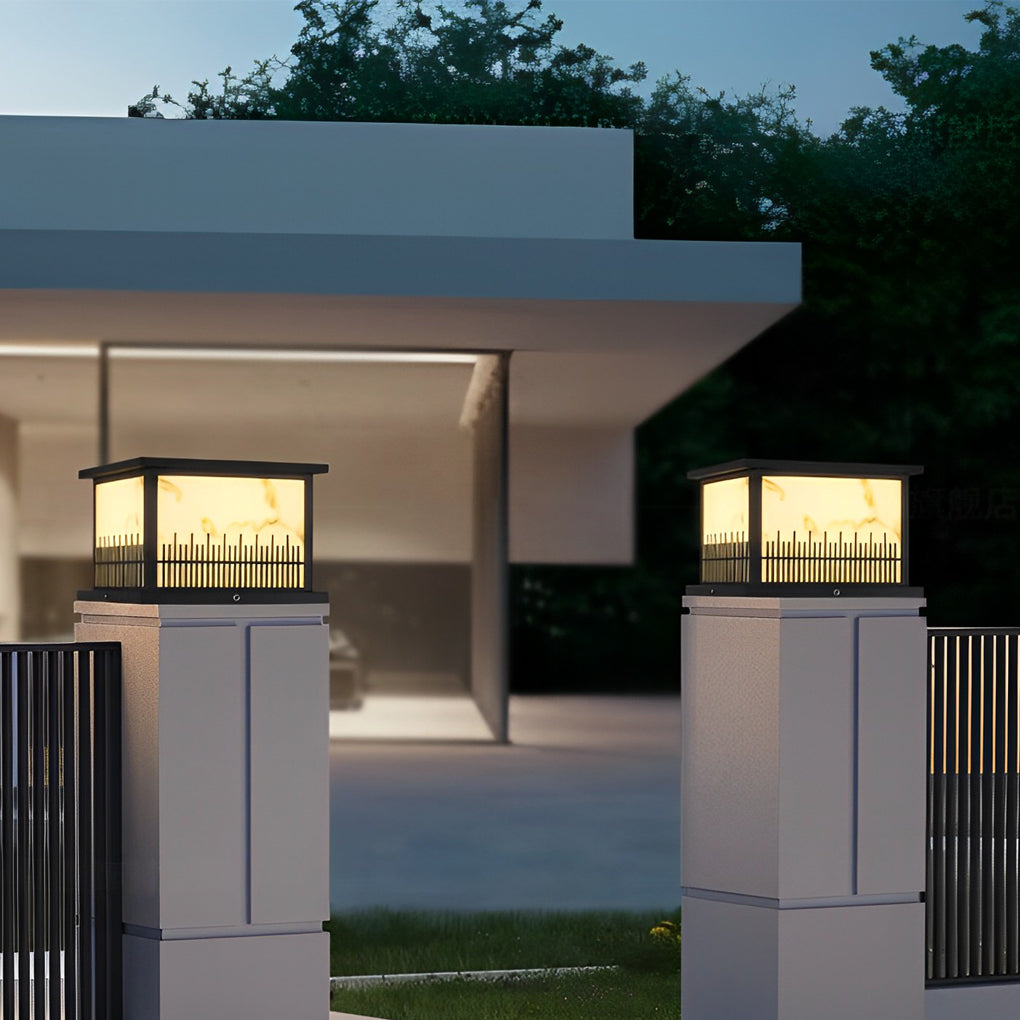 Black Retro Solar Fence Post Lights Waterproof Outdoor IP65 Pillar Lantern with 3 Color Dimming