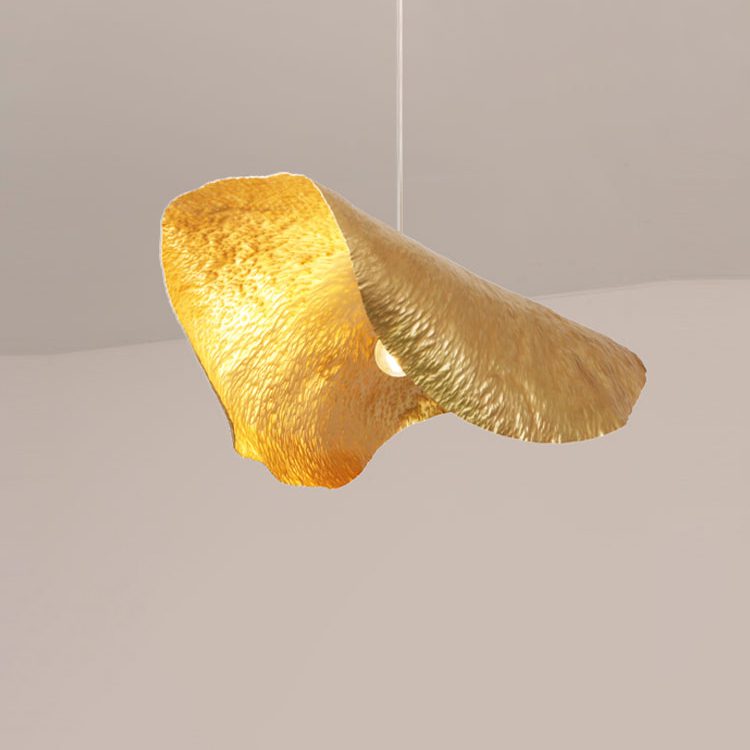 handcrafted-hammered-brass-pendant-lamp-for-modern-kitchen-island-and-elegant-dining-room