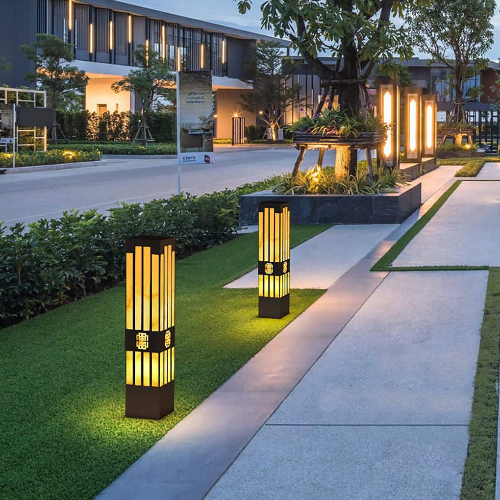 Classic Vintage Engraved Landscape Post Light Decorative Outdoor Pathway Lighting