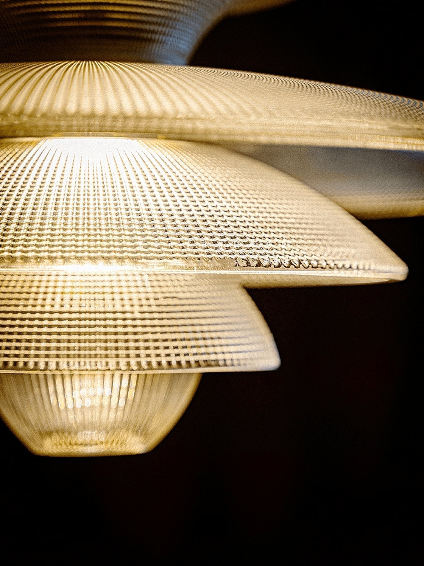 Contemporary Gold Metal Grid Glass Pendant Light for Modern Interiors