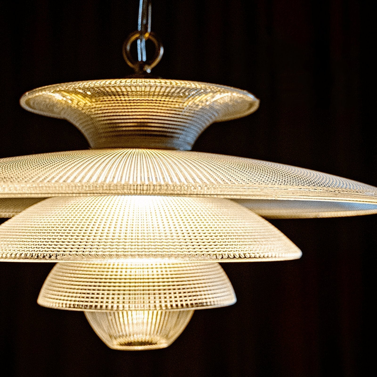 Contemporary Gold Metal Grid Glass Pendant Light for Modern Interiors