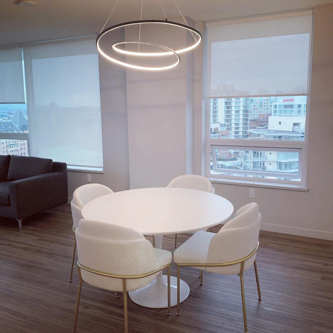 Contemporary Minimalist Crown LED Chandelier with Geometric Glass Loop and Aluminum Frame