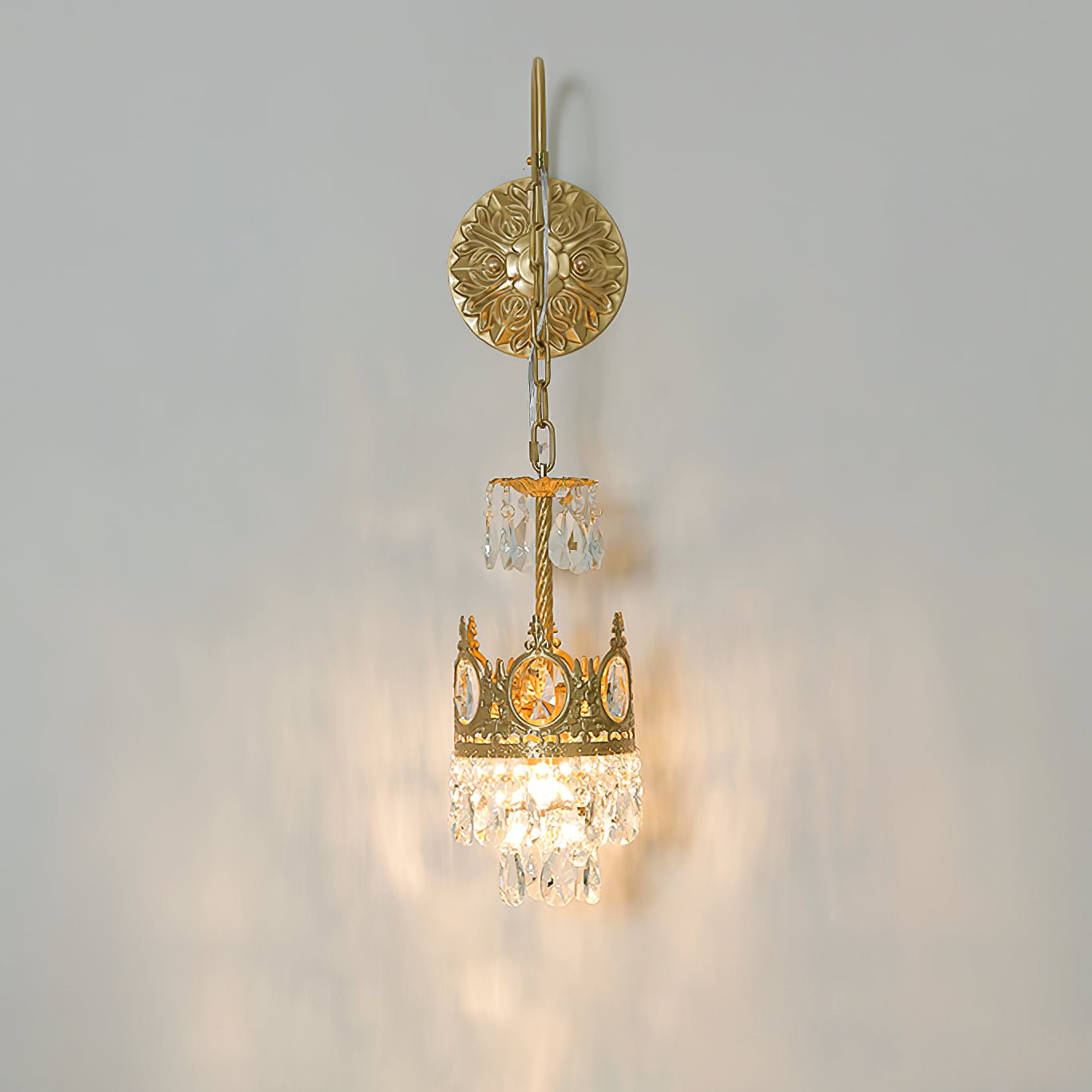 Elegant Crystal Crown Wall Sconce Luxury Interior Lighting Fixture for Hallway and Bathroom