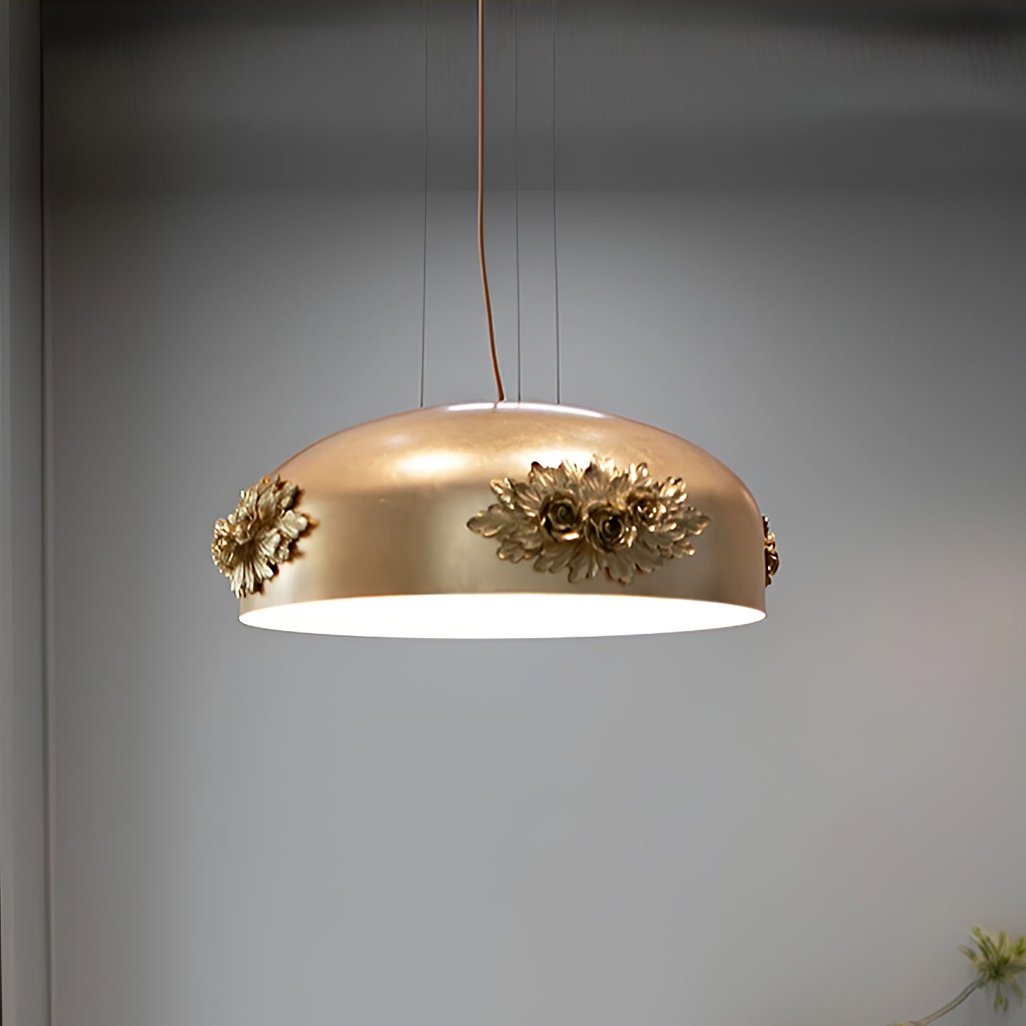 Elegant Gold Crystal Pendant Light Luxury Resin Chandelier with Gold Foil Finish