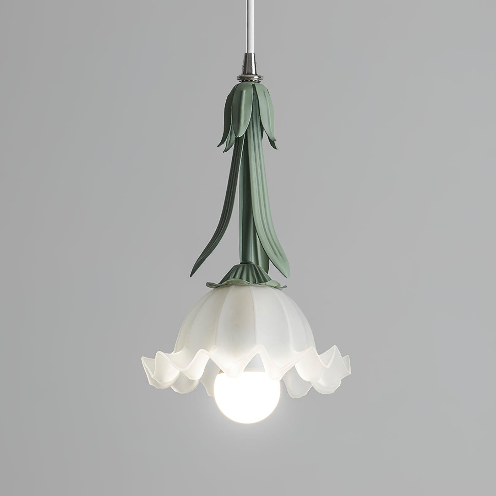 elegant-lily-of-the-valley-pendant-light-with-floral-glass-petals-for-modern-dining-rooms