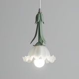 elegant-lily-of-the-valley-pendant-light-with-floral-glass-petals-for-modern-dining-rooms