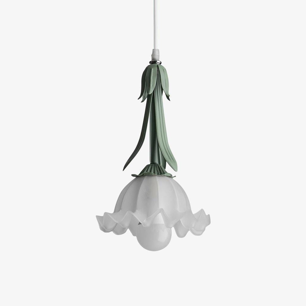 elegant-lily-of-the-valley-pendant-light-with-floral-glass-petals-for-modern-dining-rooms
