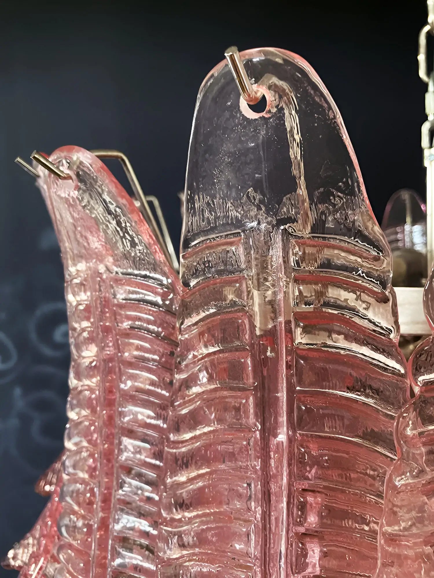 elegant-murano-style-pink-felci-glass-chandelier-for-luxury-living-rooms-and-dining-spaces