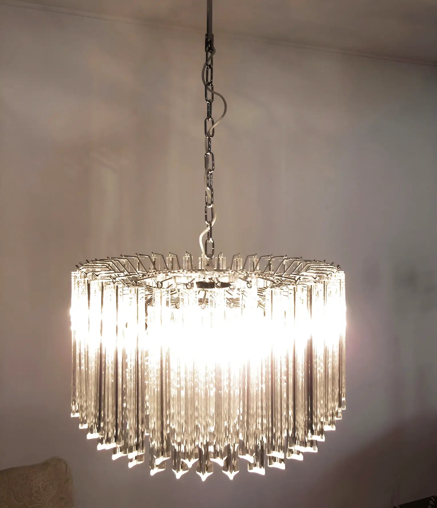elegant-murano-style-round-crystal-prism-chandelier-for-modern-interiors