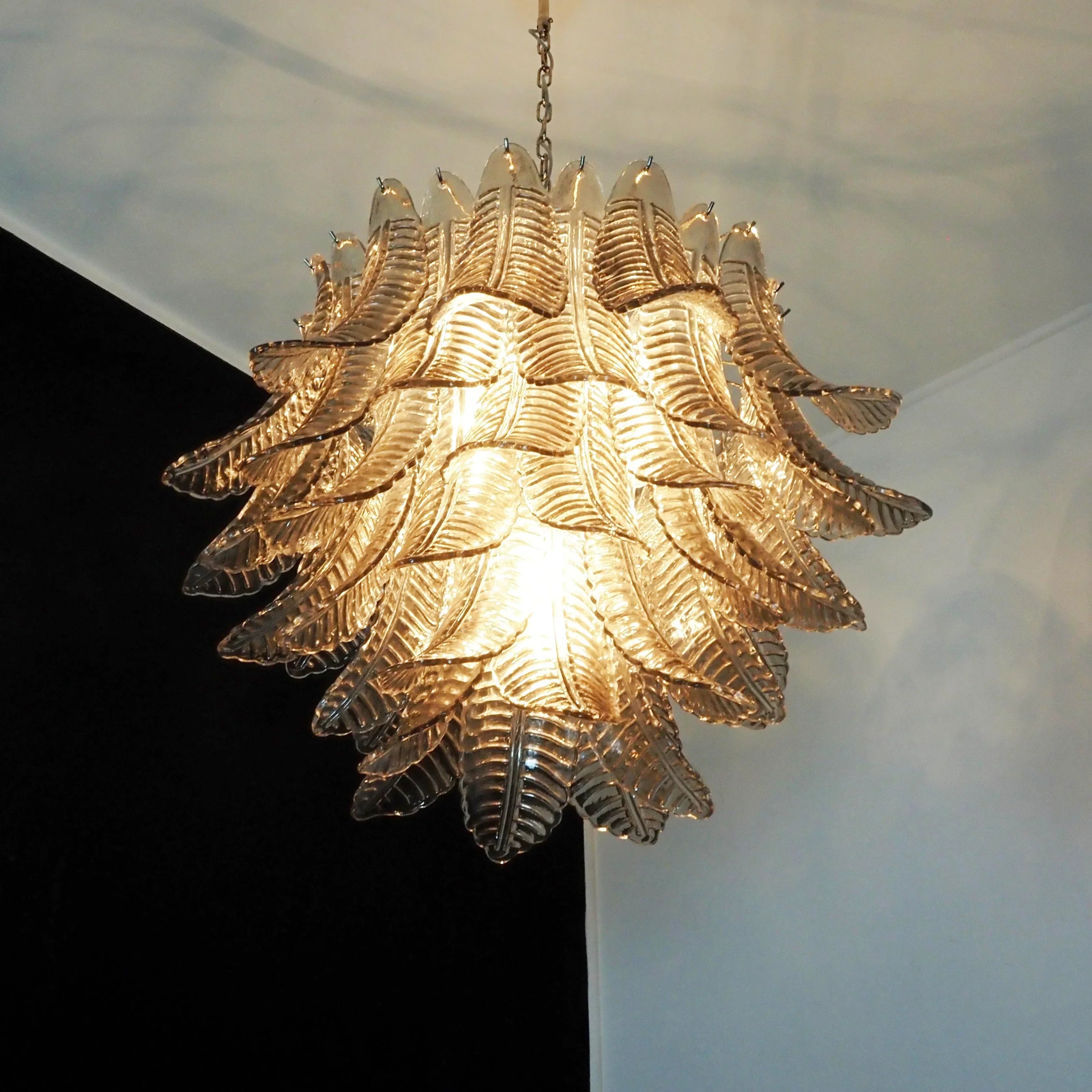 elegant-murano-style-smoked-glass-ferns-chandelier-for-luxury-living-room-decor