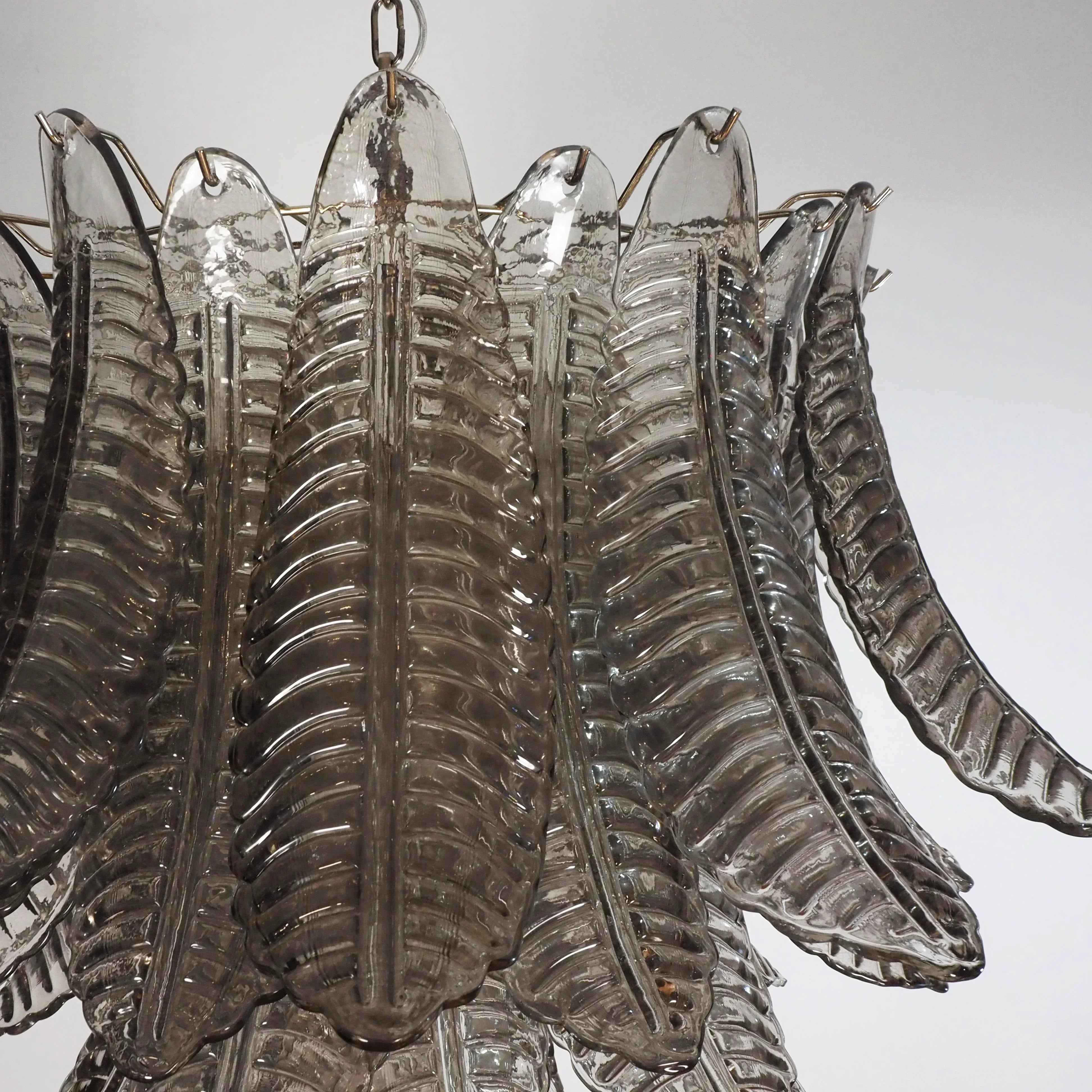 elegant-murano-style-smoked-glass-ferns-chandelier-for-luxury-living-room-decor