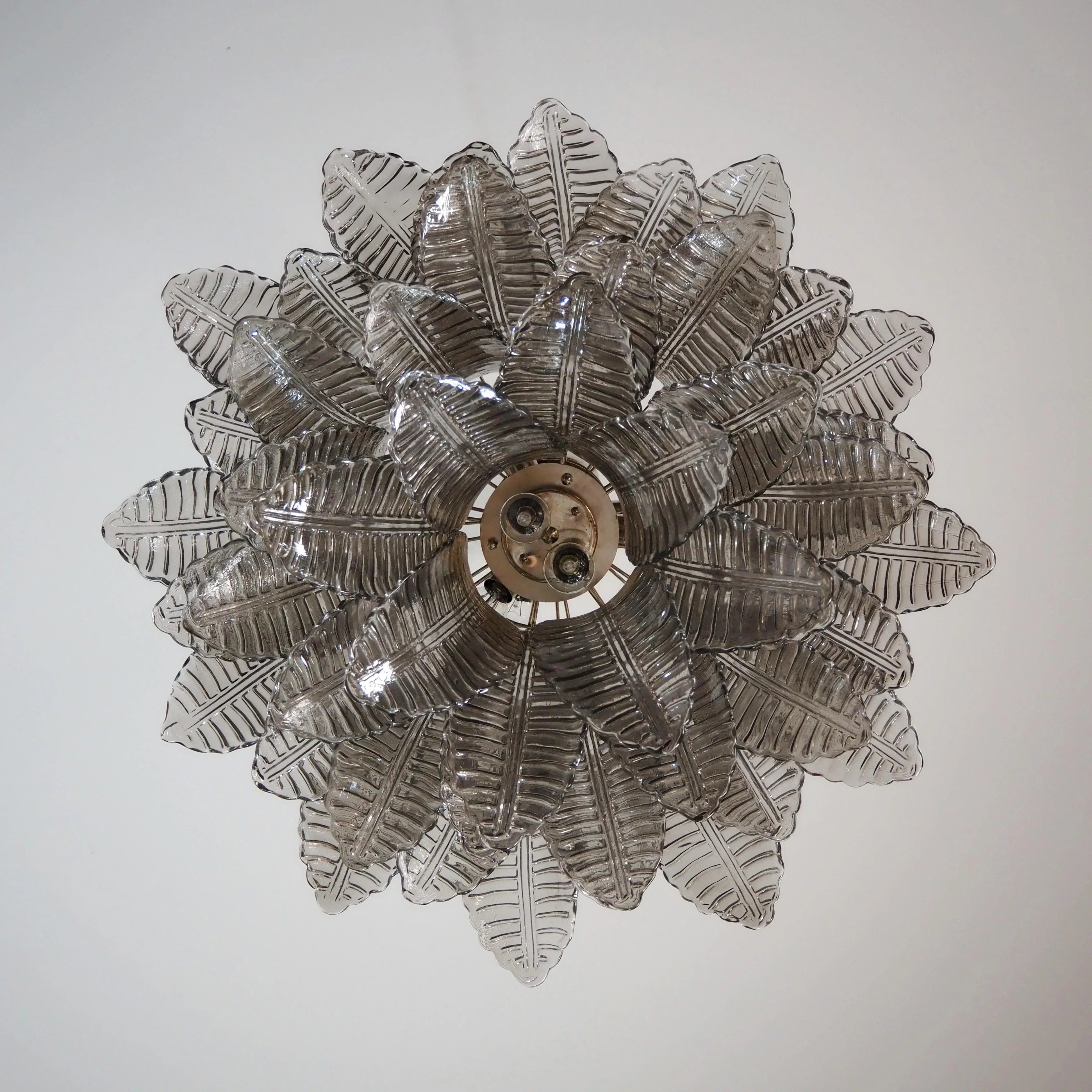 elegant-murano-style-smoked-glass-ferns-chandelier-for-luxury-living-room-decor